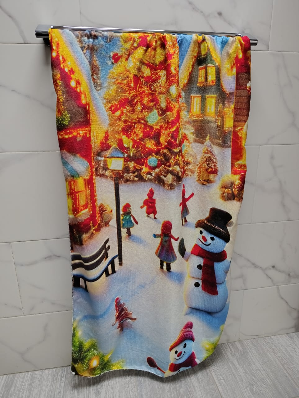 Miniatura 2 de TOALLA CON DISEÑO NAVIDAD